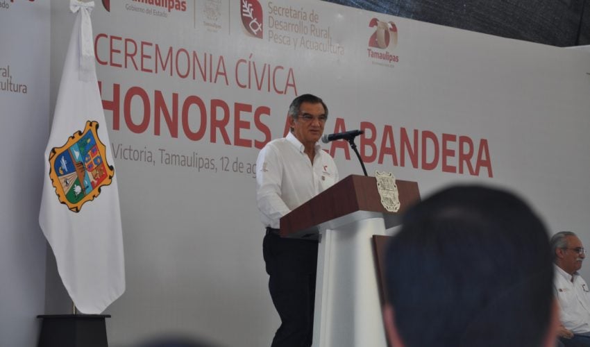 Ceremonia Cívica de Honores a la Bandera