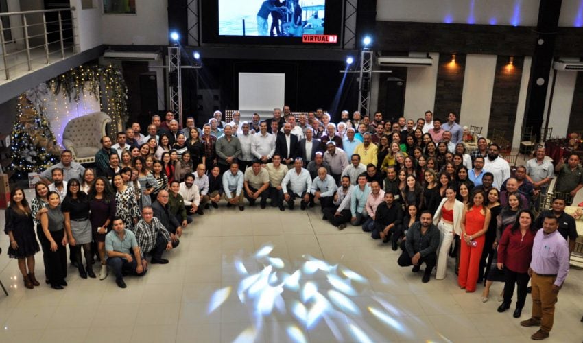 Celebra Secretaría de Recursos Hidráulicos tradicional Posada Navideña 2024