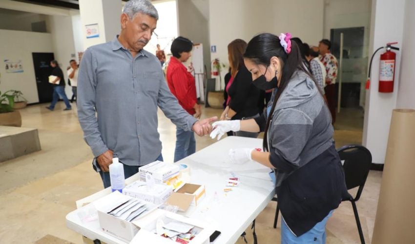 Realiza SST pruebas para detección  de la Hepatitis C