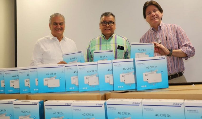 Fortalece Gobierno de la Transformación a centros de salud con equipo de internet