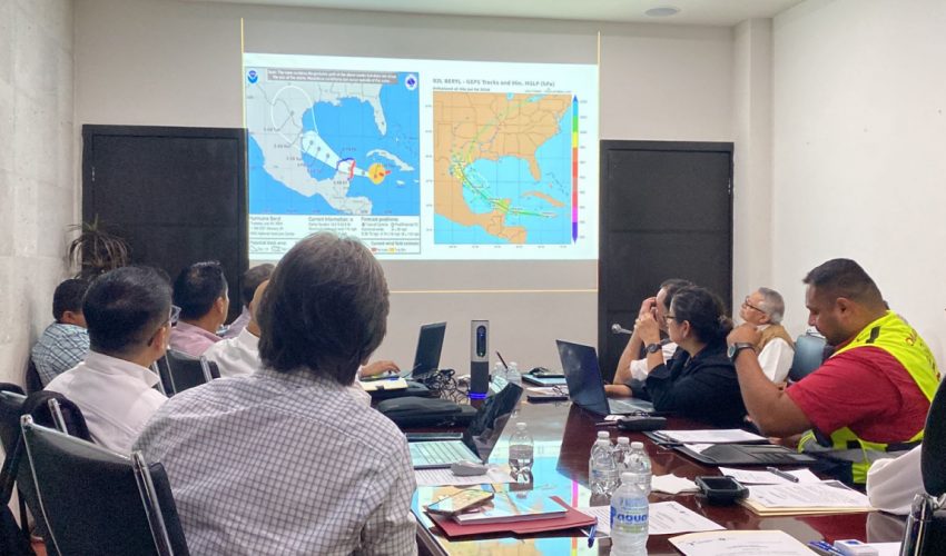 Activa Salud brigadas médicas y dotación de insumos para atender contingencia por «Beryl»