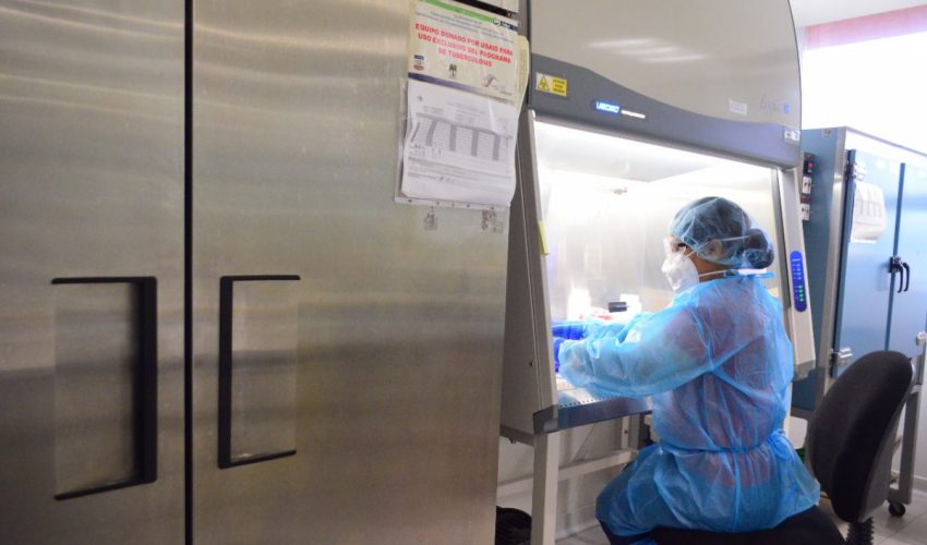 Exhorta SST a extremar medidas preventivas contra COVID-19, reporta 250 nuevos casos