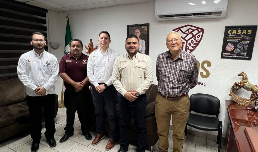 Mesa de trabajo en Villa de Casas