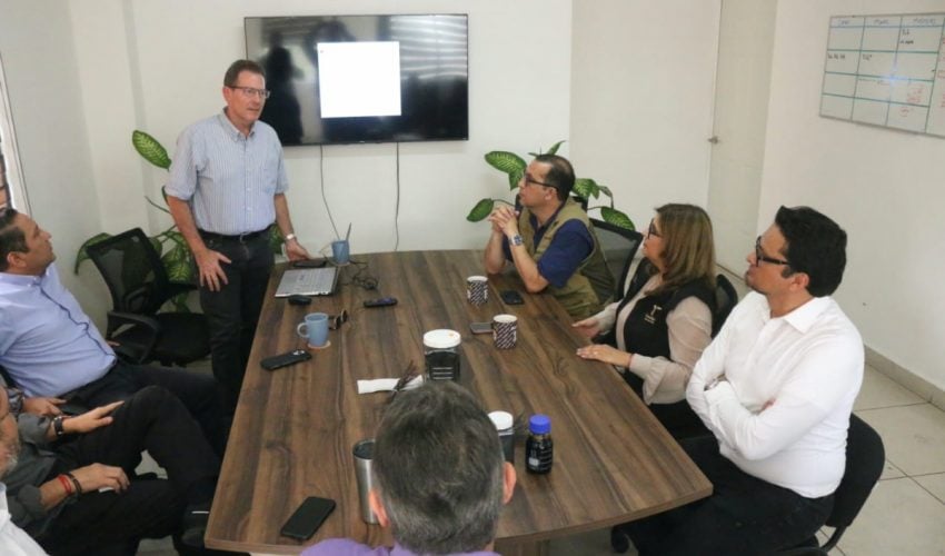 Impulsa SEDUMA proyecto ambiental contra llantas en desuso