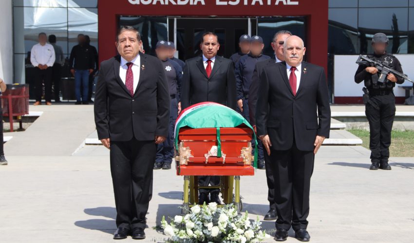 Rinden honores fúnebres a policía fallecido en Matamoros