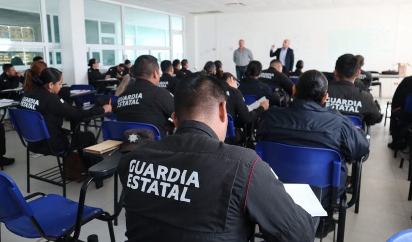 Triplica USJT demanda estudiantil