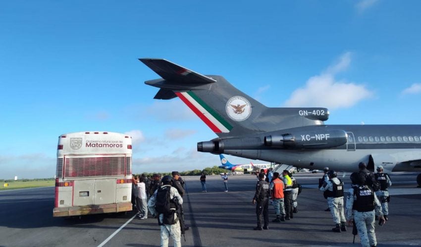 Trasladan desde CEDES de Tamaulipas a 68 personas privadas de la libertad a CEFERESOS