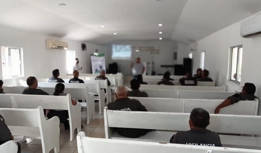 Recibe personal de CEDES Victoria capacitación en materia de derechos humanos