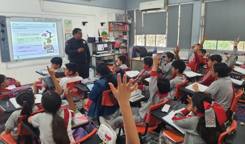 Promueven civismo digital y prevención de delitos cibernéticos entre estudiantes de primaria