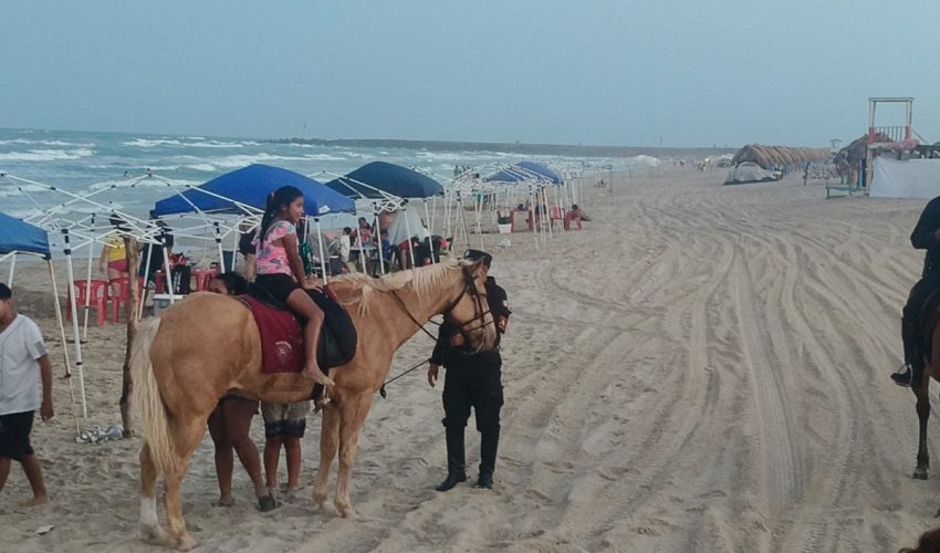 Agrupamiento Montado brinda seguridad y atención en Soto la Marina