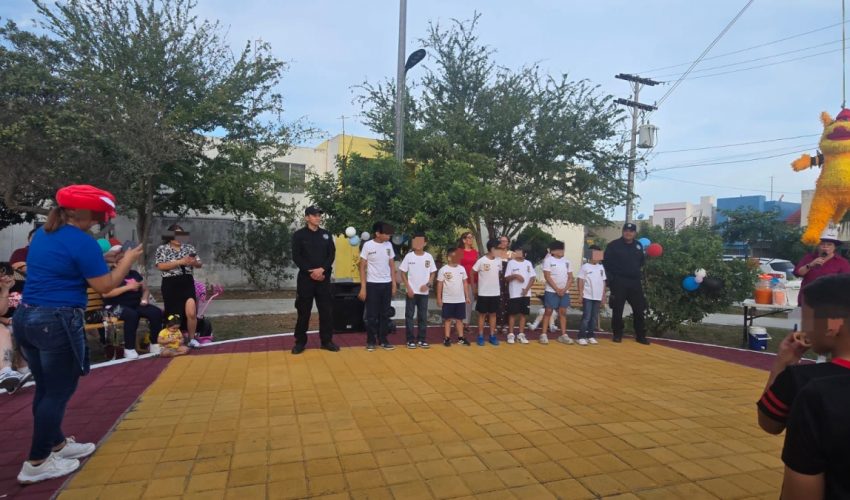 Entrega Guardia Estatal juguetes y celebra a niñas y niños de Matamoros