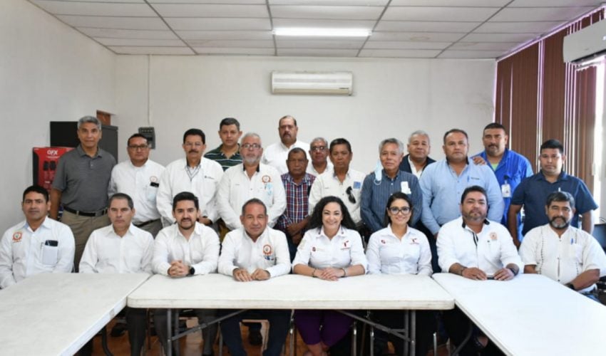 Secretaría del Trabajo dialoga con dirigentes del Sindicato de Petroquímicos en Altamira