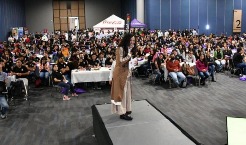 Jóvenes de Reynosa participan en la consulta popular para el Plan Estatal de Desarrollo 2023-2028