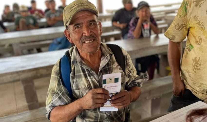Trabajadores agrícolas beneficiados con Programa de Movilidad Laboral Interna a Tula