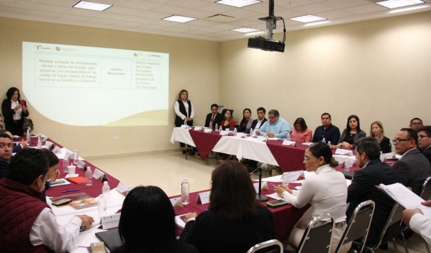 Secretaría del Trabajo y SIPRODDIS impulsan empleo formal e incluyente para personas con discapacidad