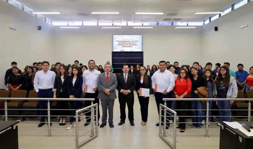 Acerca TPT protección de datos personales a alumnos de la UAT