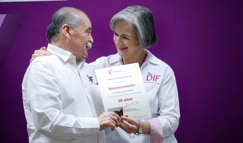 Entrega Dra. María de Villarreal Premio Estatal de Antigüedad a 46 Mensajeros de Paz