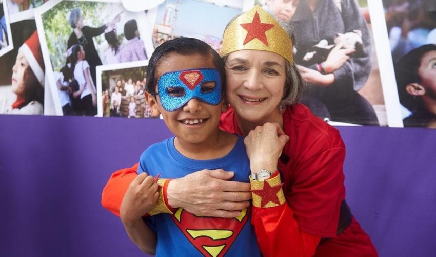 Festejan la Dra. María y el gobernador a las y los niños en Casa Tamaulipas