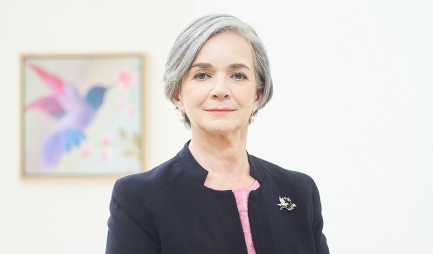 Destaca la doctora María en ranking de desempeño de Sistemas DIF