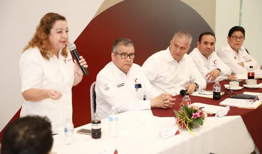 Evalúa Secretaría de Salud, programas prioritarios y de atención a la población