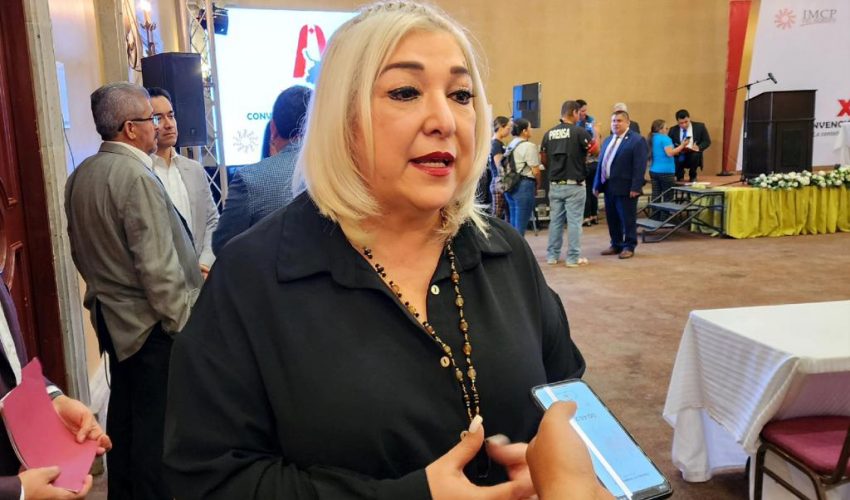 El 30 de septiembre; último día para regularizar carros americanos: Adriana Lozano