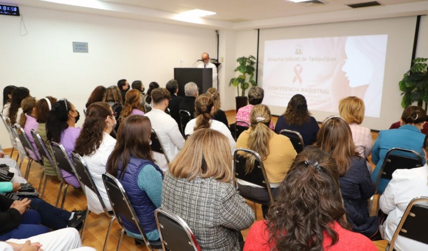 Concluye el “Mes Rosa” con la conferencia “Prevención Detección y Diagnóstico Contra el Cáncer de Mama”