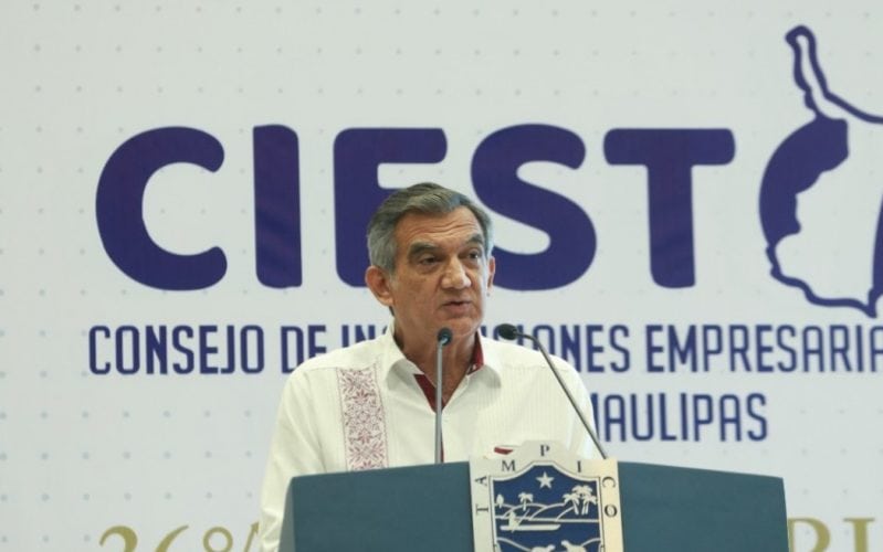 Reafirma gobernador apoyo a empresarios para atraer inversiones