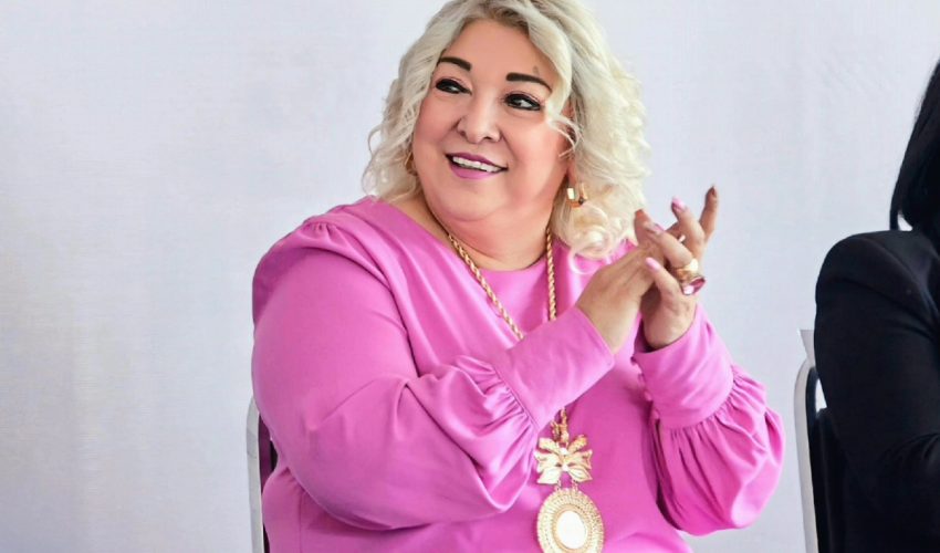 Continúan en febrero descuentos para ciudadanos cumplidos: Adriana Lozano