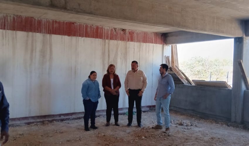 Supervisan obras de infraestructura educativa en Victoria
