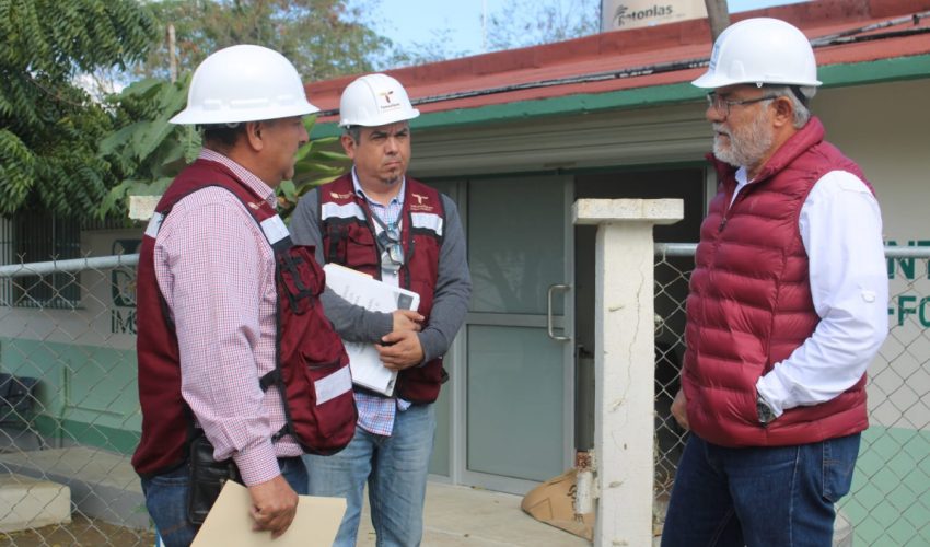 Revisa Obras Públicas trabajos de rehabilitación de Centros de Salud en Antiguo Morelos