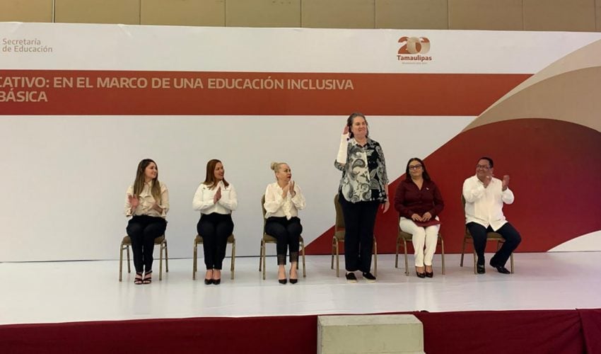 Participa personal educativo en Congreso de Educación Inclusiva