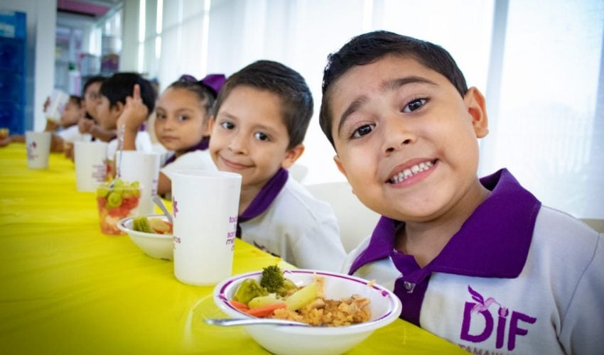 Reciben alumnos de nivel básico dotaciones alimenticias del DIF Tamaulipas durante las vacaciones