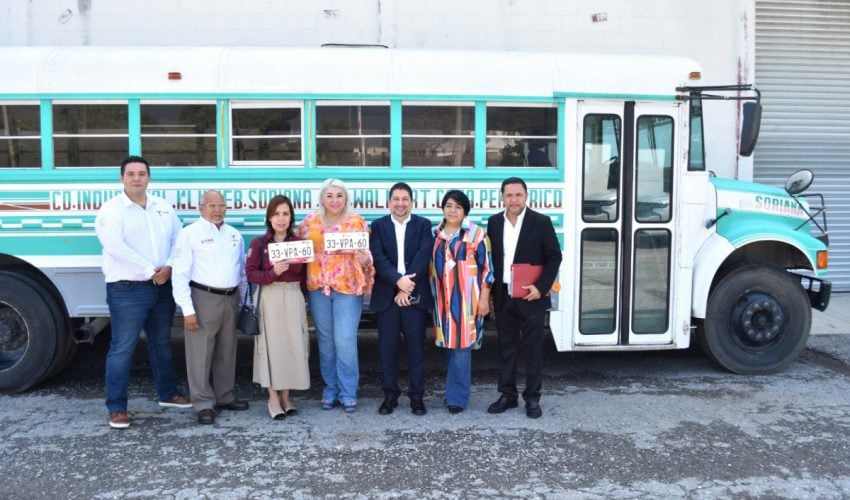 Dona Secretaría de Finanzas autobús escolar al ITACE