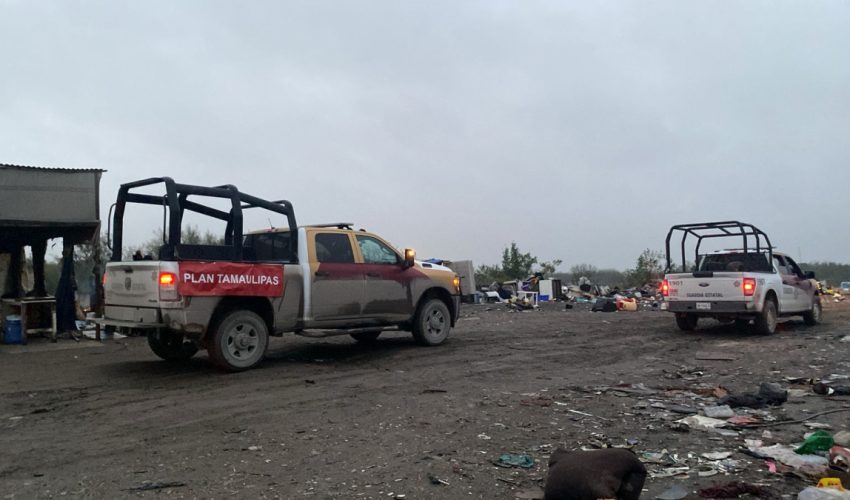 Entrega Guardia Estatal de Género cobijas y alimentos en Reynosa