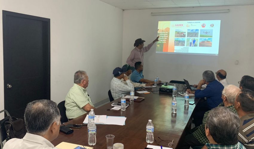 Participa Secretaría de Recursos Hidráulicos en reunión del Comité Hidráulico del Distrito de Riego 002