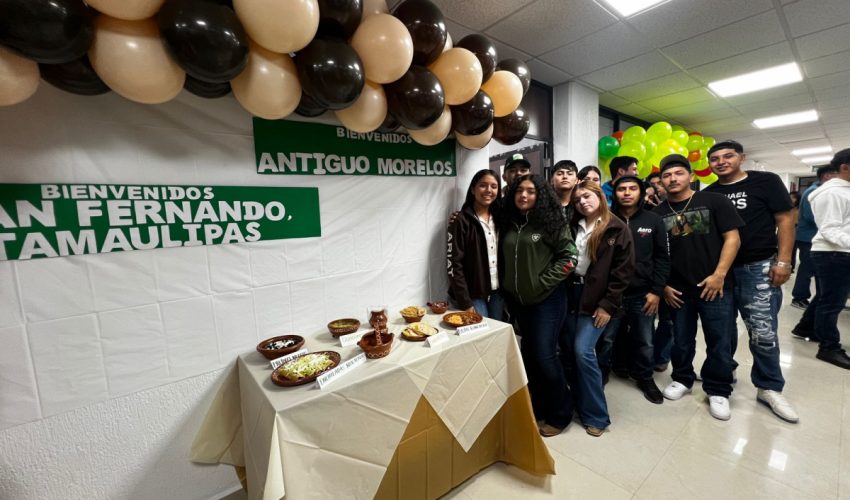 Organizan estudiantes de la Universidad Tecnológica de Nuevo Laredo muestra gastronómica tamaulipeca