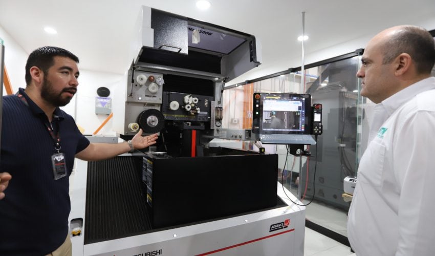 Fortalece UTTN formación profesional mediante convenio con empresas del sector productivo