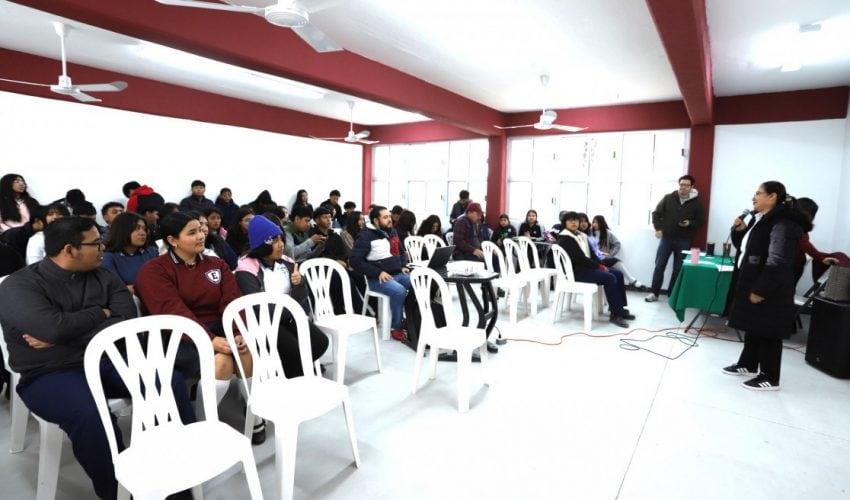 Impulsa UTTN interés por agrobiotecnología y la investigación entre estudiantes de educación media superior