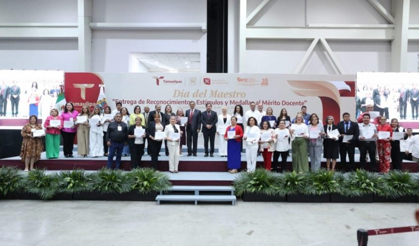 El magisterio es el eje y futuro del país: Américo