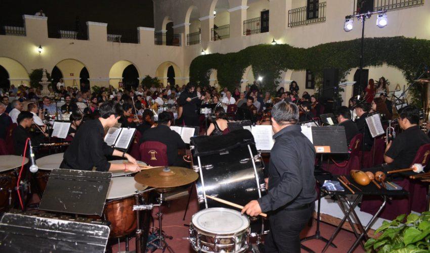 Fortalece Colegio de San Juan Siglo XXI vinculación con la sociedad