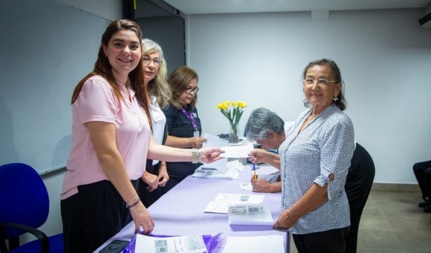 Entrega DIF Tamaulipas estímulos económicos a personas adultas mayores de 25 municipios