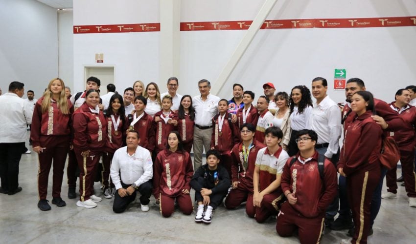 Américo reconoce a deportistas y jóvenes tamaulipecos