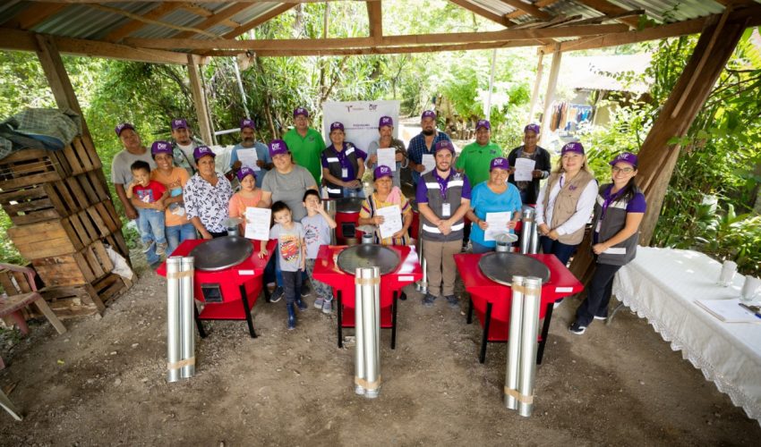 DIF Tamaulipas impulsa bienestar en comunidades rurales con estufas ecológicas y proyectos de captación de agua