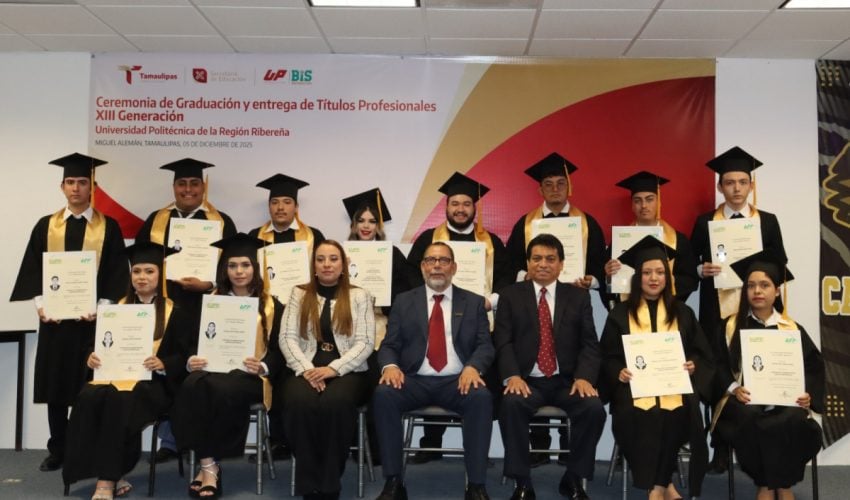 Entrega UP de la Región Ribereña a 39 egresados listos para impulsar el desarrollo regional