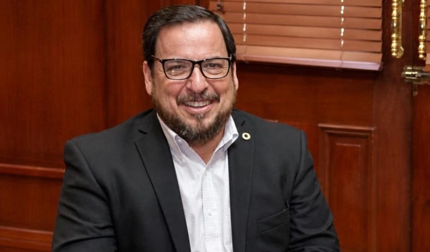 Paga SET incremento salarial a docentes tamaulipecos