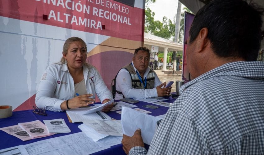 El empleo transforma vidas: acercan más de 100 oportunidades laborales a las familias de González